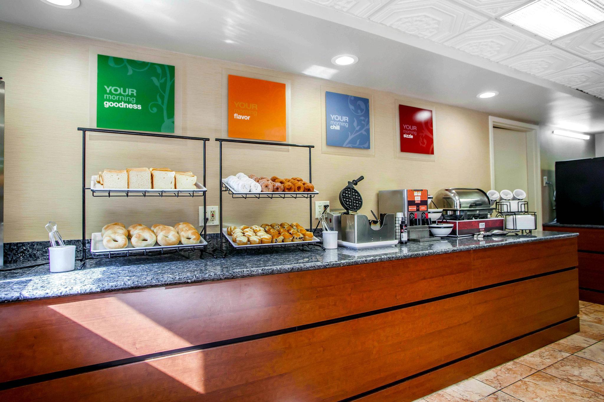 Comfort Inn Edison - New Brunswick Екстер'єр фото